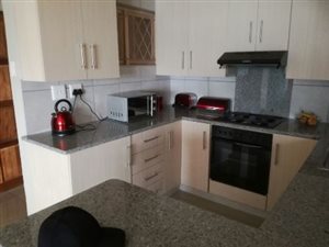 1 Bed Apartment in Amanzimtoti