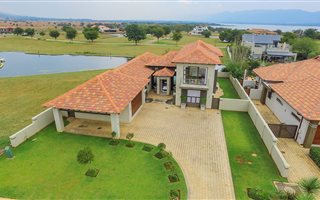 3 Bedroom House in The Islands Estate