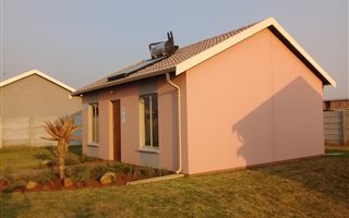 2 Bedroom House in Sky City