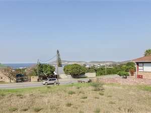 890 m² Land available in Upper Robberg