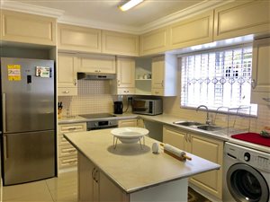 4 Bed House in Wynberg