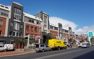 146 m² Office Space in Green Point