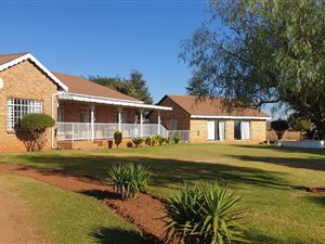 1 ha Farm in Sterkfontein and surrounds