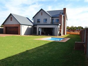 3 Bedroom House in Southdowns Estate