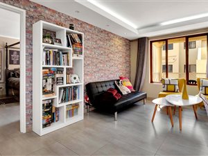 1 Bed Apartment in Melrose North
