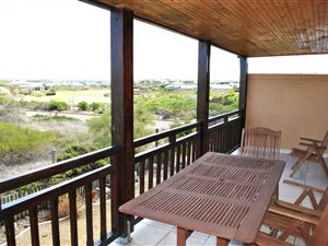 4 Bed House in Atlantic Beach Golf Estate