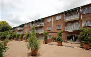 2 Bedroom Apartment in Woodmead