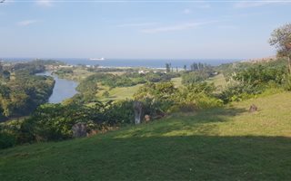 4100 m² Land available in Athlone Park