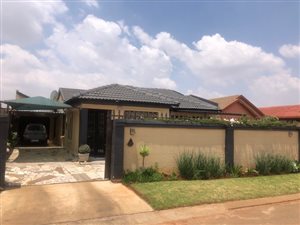 2 Bed House in Vosloorus