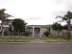 5 Bed House in Rouxville
