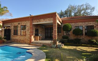 4 Bedroom House in Lonehill
