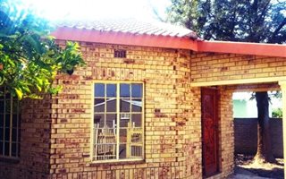3 Bedroom House in Acaciaville