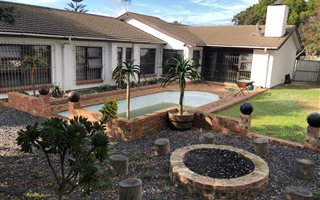3 Bedroom House in Blommendal