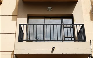 Bachelor apartment in Hillcrest