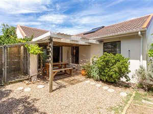 3 Bed House in Kommetjie