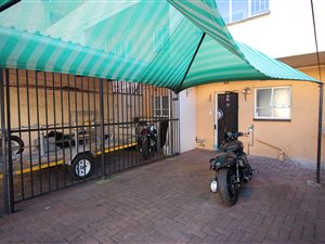3 Bed Townhouse in Johannesburg Central and CBD
