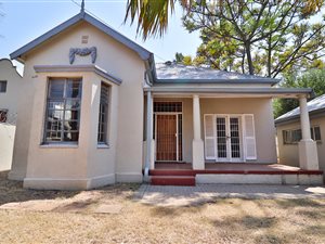 4 Bed House in Riviera