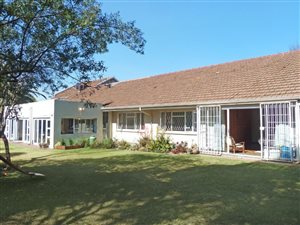 9 Bed House in Winston Ridge