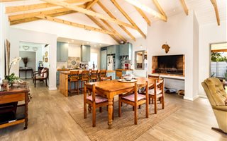 4 Bedroom House in Stellenberg