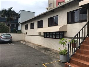 114 m² Office Space in Amanzimtoti