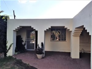 1 Bed Garden Cottage in Elsburg