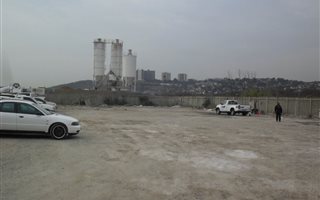 3000 m² Land available in Springfield Park