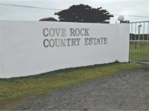 640 m² Land available in Cove Rock