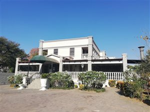 1023 m² Commercial space in Eastgate