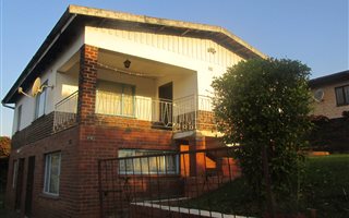 5 Bedroom House in KwaMashu