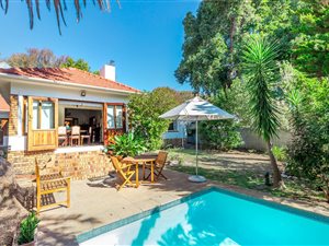3 Bed House in Bishopscourt Village