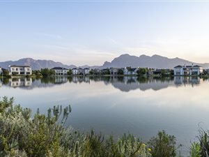 4 Bed House in Val de Vie