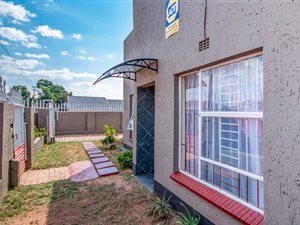 3 Bed House in Sophiatown