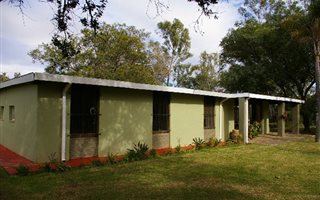 3 Bedroom House in Mooiplaats AH