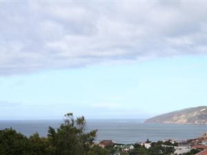 952 m² Land available in Upper Robberg