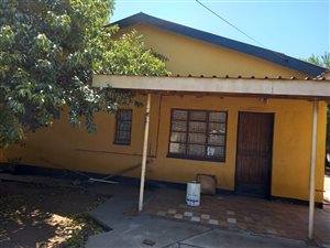 2 Bed House in Nigel Central
