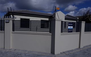 3 Bedroom House in Zeekoevlei