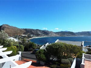 4 Bedroom House in Simons Town