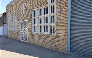 650 m² Industrial space in Phoenix