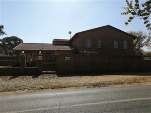 7 Bed House in Waverley