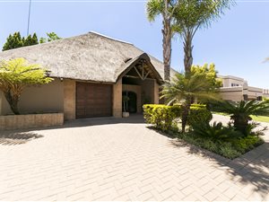 4 Bed House in Kyalami