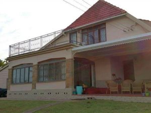 3 Bedroom House in Montclair
