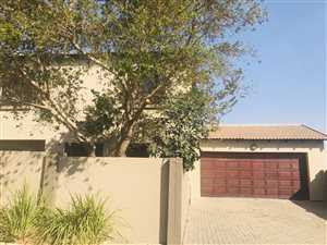 3 Bed Cluster in Country View
