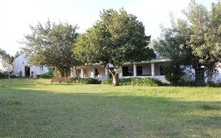 2.5 ha Farm in Ruiterbos