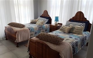 2 Bedroom Apartment in Fraaiuitsig
