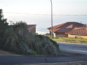 752 m² Land available in Dana Bay