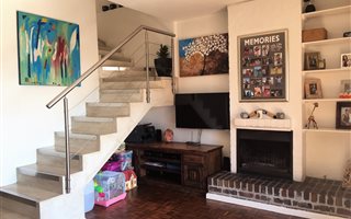 2 Bedroom Apartment in Higgovale