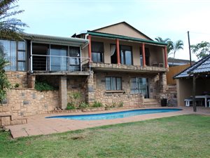 4 Bedroom House in Ocean View