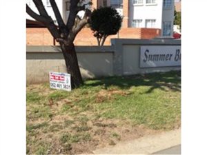 2 Bedroom Townhouse in Kosmosdal