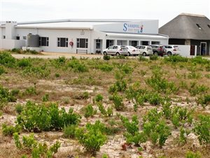 1700 m² Land available in Gouritsmond