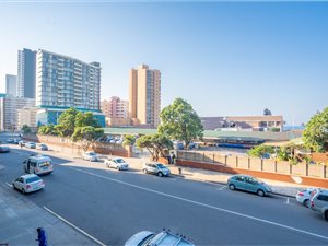 2.5 Bed Apartment in Durban CBD